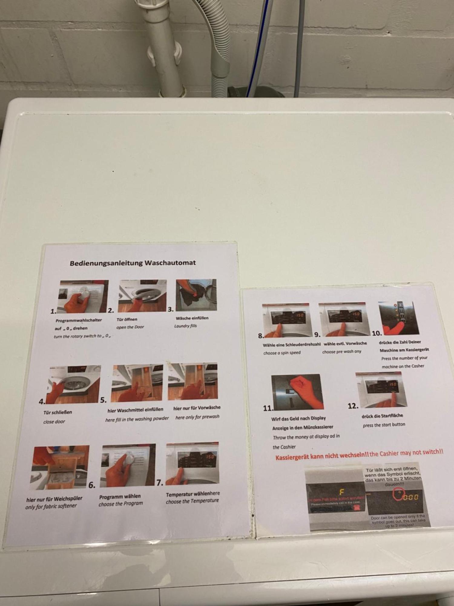 Black Mirror Inkl Wlan, Parkplatz デトモルト エクステリア 写真